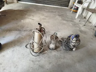 3 Bombas de agua con cable y cuerda