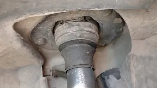 Amortiguador derecho y brazo suspensión izq