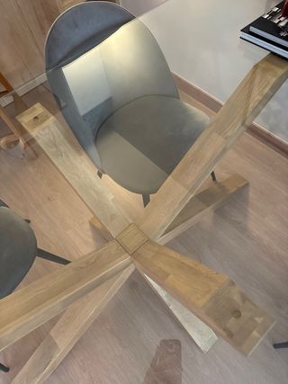 Mesa de comedor cristal y madera