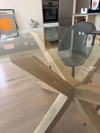 Mesa de comedor cristal y madera