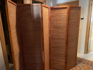 Biombo separador de ambientes de madera