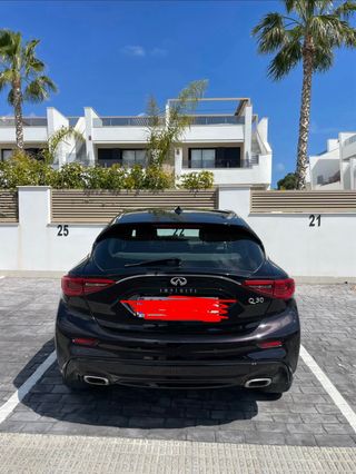 INFINITI Q30 2.2D PREMIUM TECH