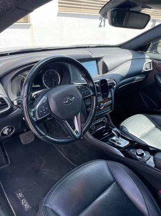 INFINITI Q30 2.2D PREMIUM TECH