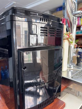 Cafetera DeLonghi Magnifica S Superautomática