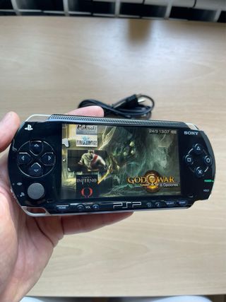 PSP Negra 32GB + Cable Cargador y PC