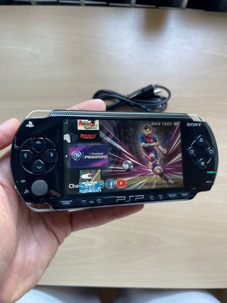 PSP Negra 32GB + Cable Cargador y PC