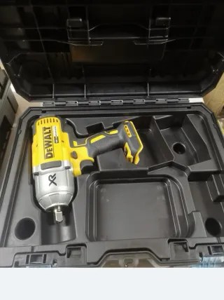 Maletin Dewalt tstak II con inserto llave impacto
