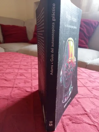 Libro Guía del Autoestopista Galáctico