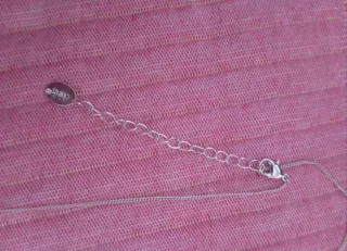 Collar con colgante de corazón y llave