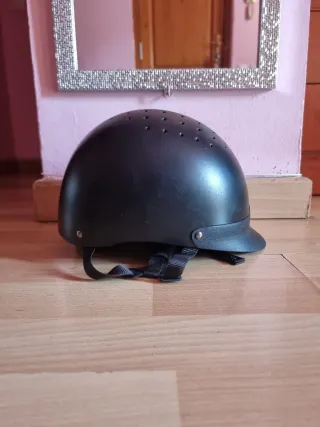 Casco de equitación negro