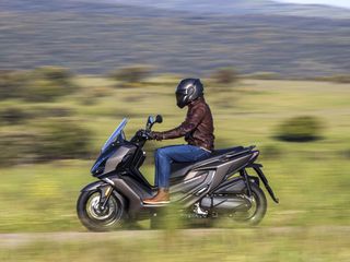 KYMCO SUPER DINK GT 350 CC (Nueva)