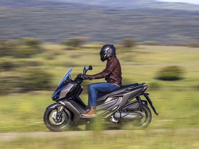 KYMCO SUPER DINK GT 350 CC (Nueva)
