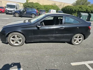 Mercedes-Benz c220 2005