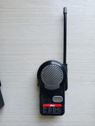 2 Walkie Talkies infantiles + Intercomunicador