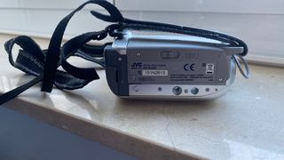 JVC GR-D320E Cámara MiniDV (para reparar o piezas)