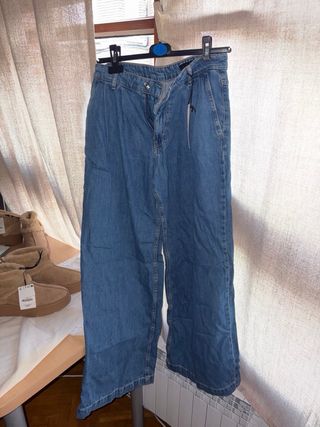 Pantalón vaquero Zara ancho azul