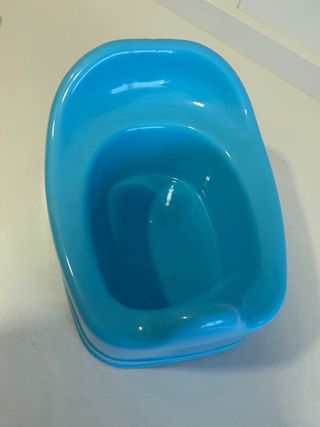 Bañera y orinal para bebé azul