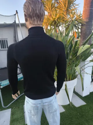 Chaleco de cuello alto azul marino