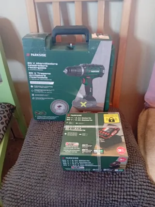 Taladro Parkside 20V con Batería y Cargador