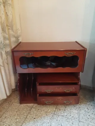 Mueble TV madera y cristal