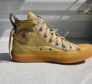 Converse Botas Amarillas