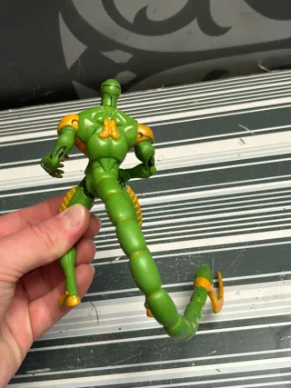 Figura articulada Scorpion de Marvel 1997 año
