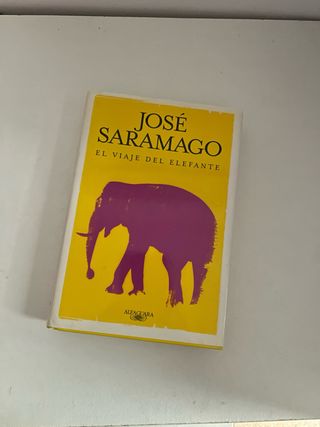 El viaje del Elefante. Novela. Traducción de Pi...
