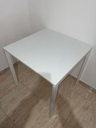 Mesa Cuadrada Vihals Ikea