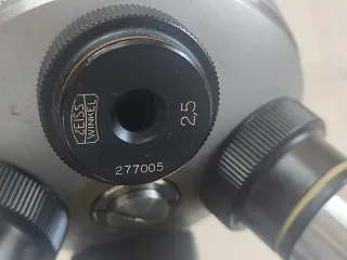 Microscopio Zeiss Winkel años 50