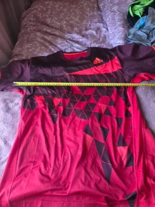 Camiseta deportiva Adidas Talla L