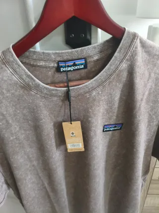 Camiseta Patagonia Talla L Lavada Marrón