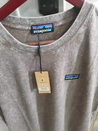 Camiseta Patagonia Talla L Lavada Marrón