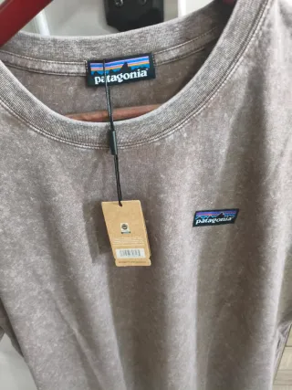 Camiseta Patagonia Talla L Lavada Marrón