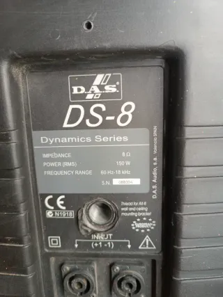 Pareja Altavoces DAS DS8