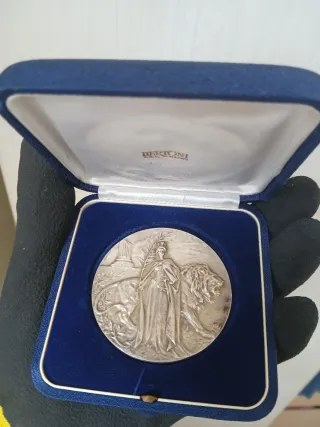 Enorme medaglia fascista in argento 76gr