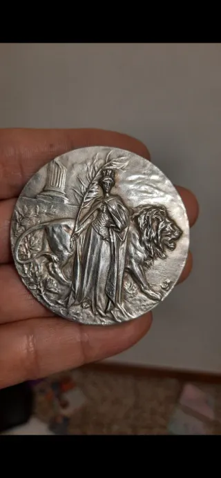 Enorme medaglia fascista in argento 76gr