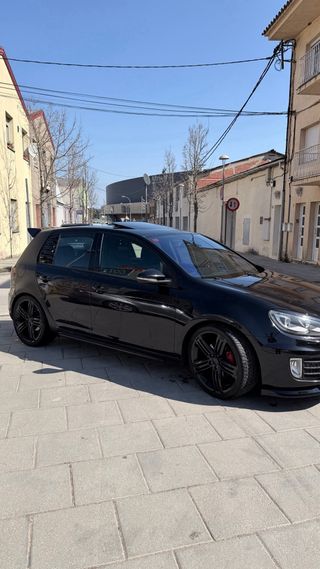 Volkswagen Golf GTI