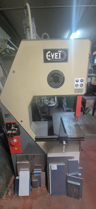 Sierra EVEI-SE 600 para madera