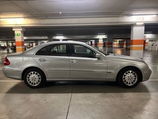 Mercedes-Benz Clase E 2004