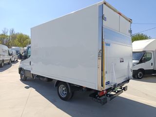 IVECO DAILY CAJA PAQUETERO TRAMPILLA 160 CV