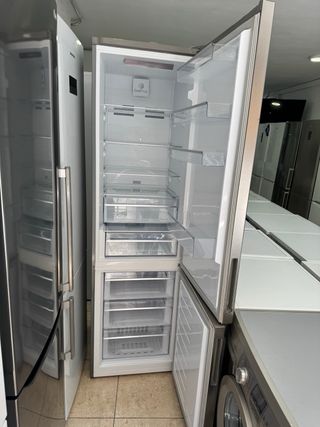 Nevera Grundig Inox