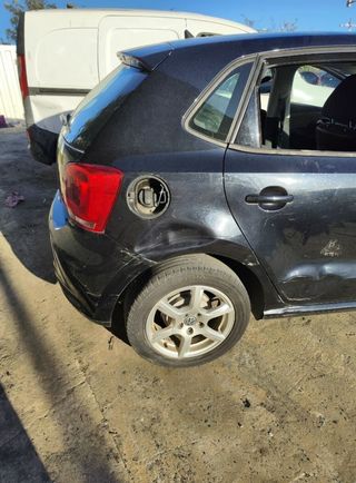 Despiece VOLKSWAGEN POLO Color NEGRO PROFUNDO