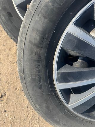 Llantas y Neumáticos 195/65/15