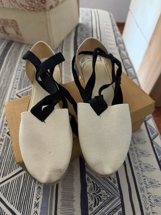 Espardeñas fallera blancas