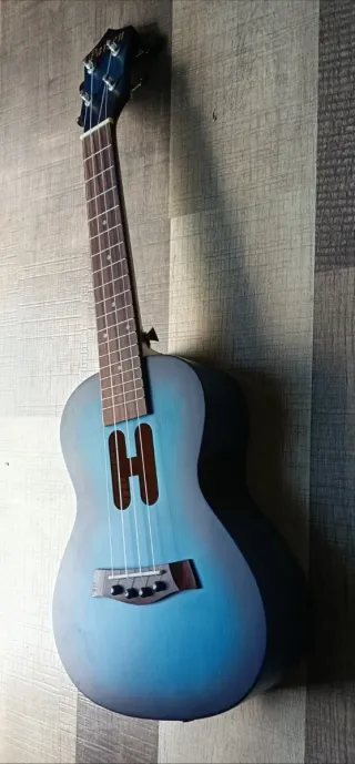 Ukelele Paisen Azul con Funda y Correa