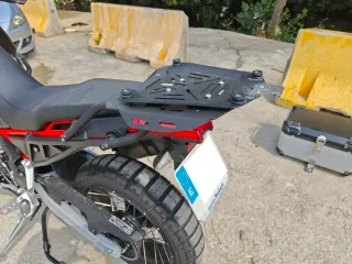 Aprilia Tuareg 660 Negra/Roja