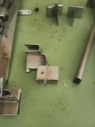 Soportes para baldas de tienda