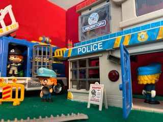 Lote Pinypon Action Policía y Bomberos