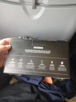 Altavoz Marshall Emberton III Crema