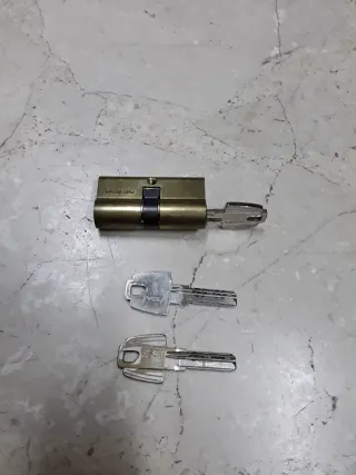 Cerradura FAC 301RP/80 Dorada